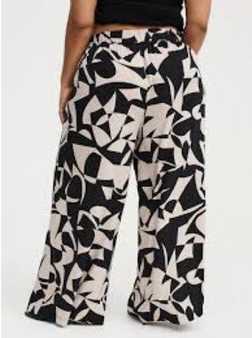 Torrid Relaxed Wide-Leg Pants with Black & Cream Abstract Print